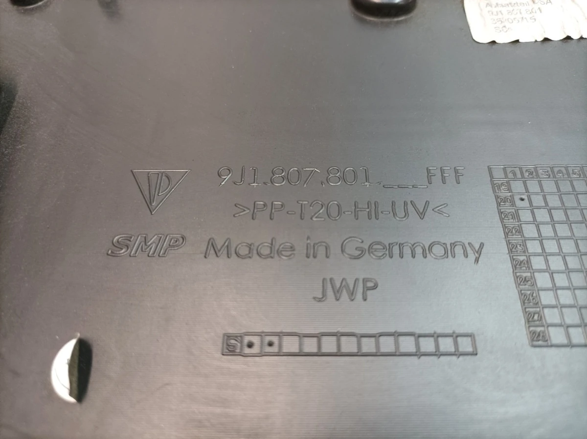 Rear bumper trim for license plate N/A Porsche Taycan 9J1807801