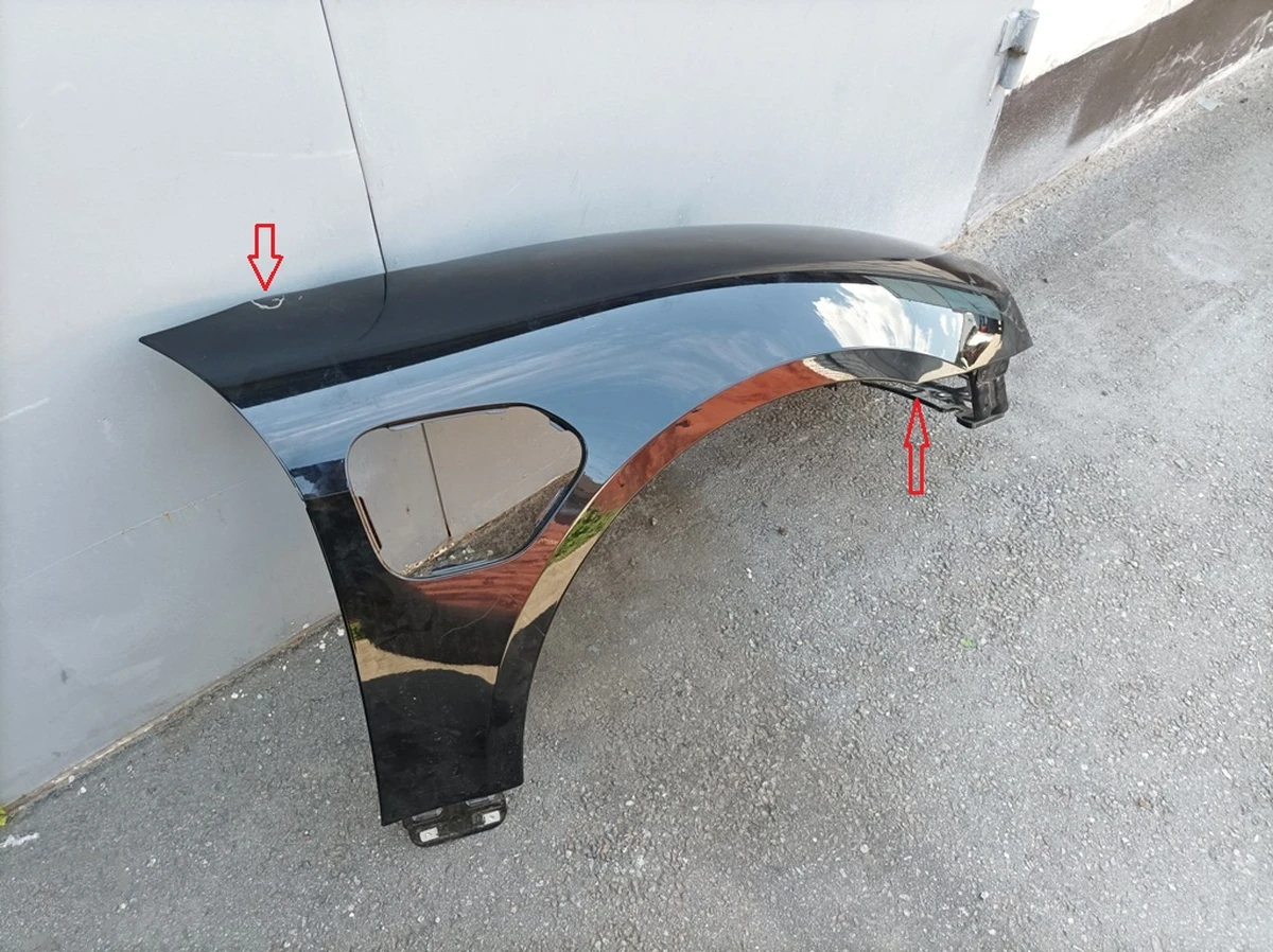 Front right fender with damage Paint code: C9X Porsche Taycan 9J1821102Y