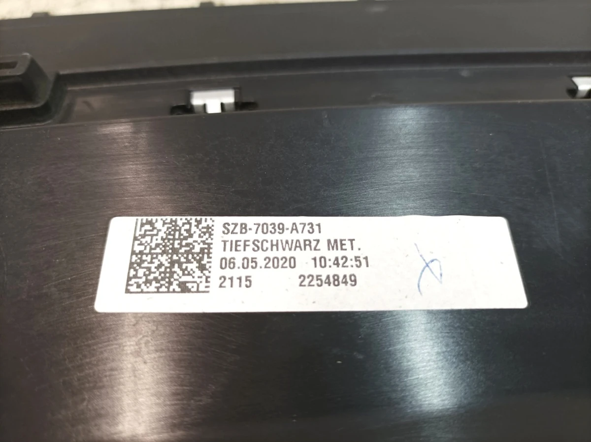 Спойлер задний нижняя часть Porsche Taycan 9J1827934