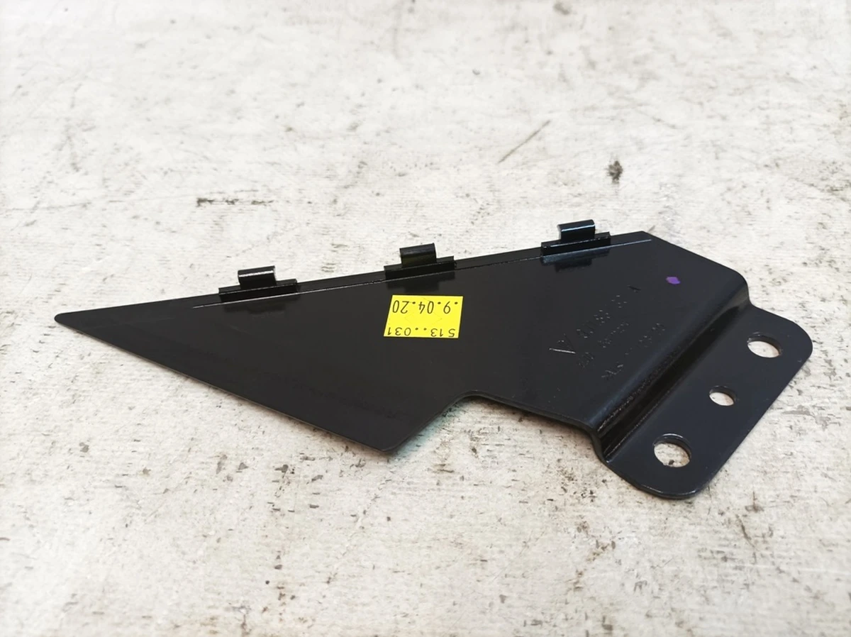 Накладка дверей передньої лівої Porsche Taycan 9J1837307A