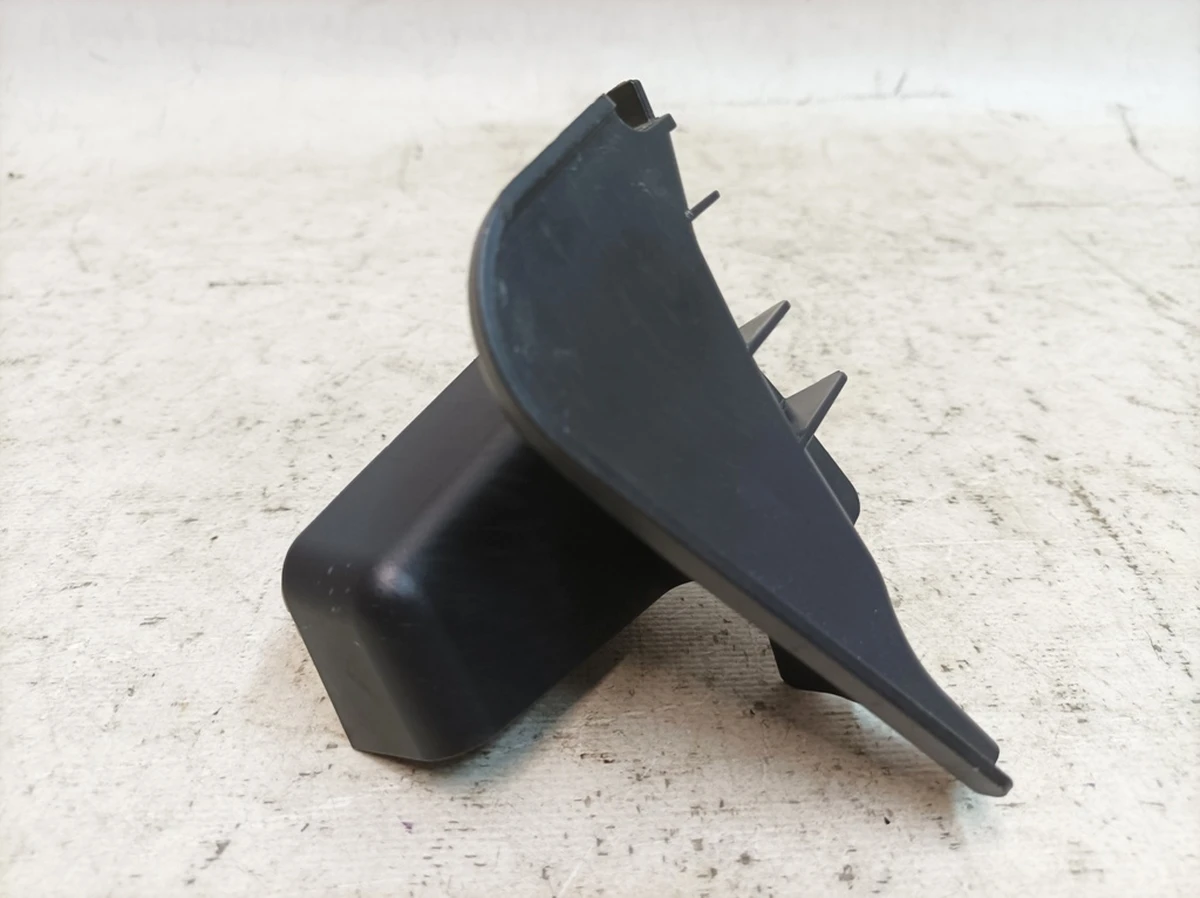 Накладка замка двері внутрішня (сторона водія) Porsche Taycan 9J1837349