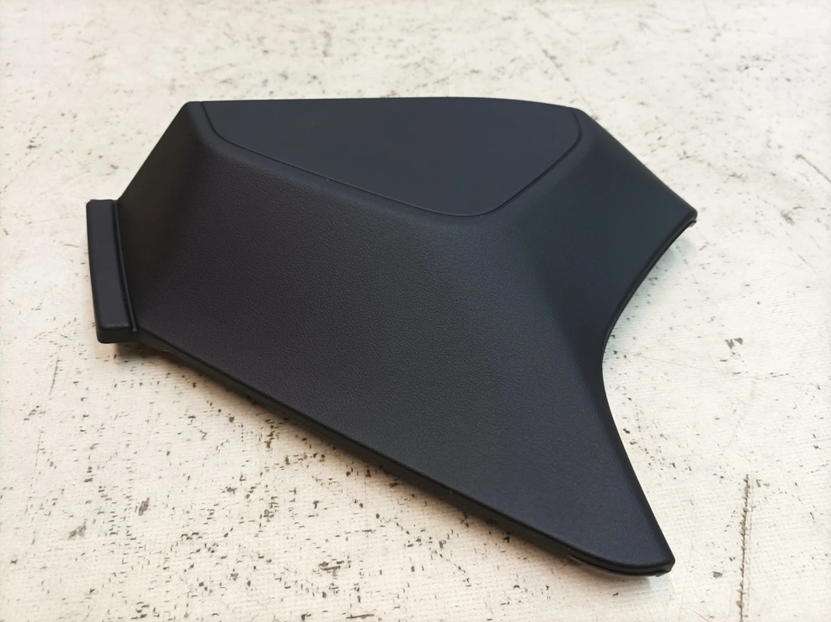 Front panel side closing trim, left 5Q0 Porsche Taycan 9J1857175