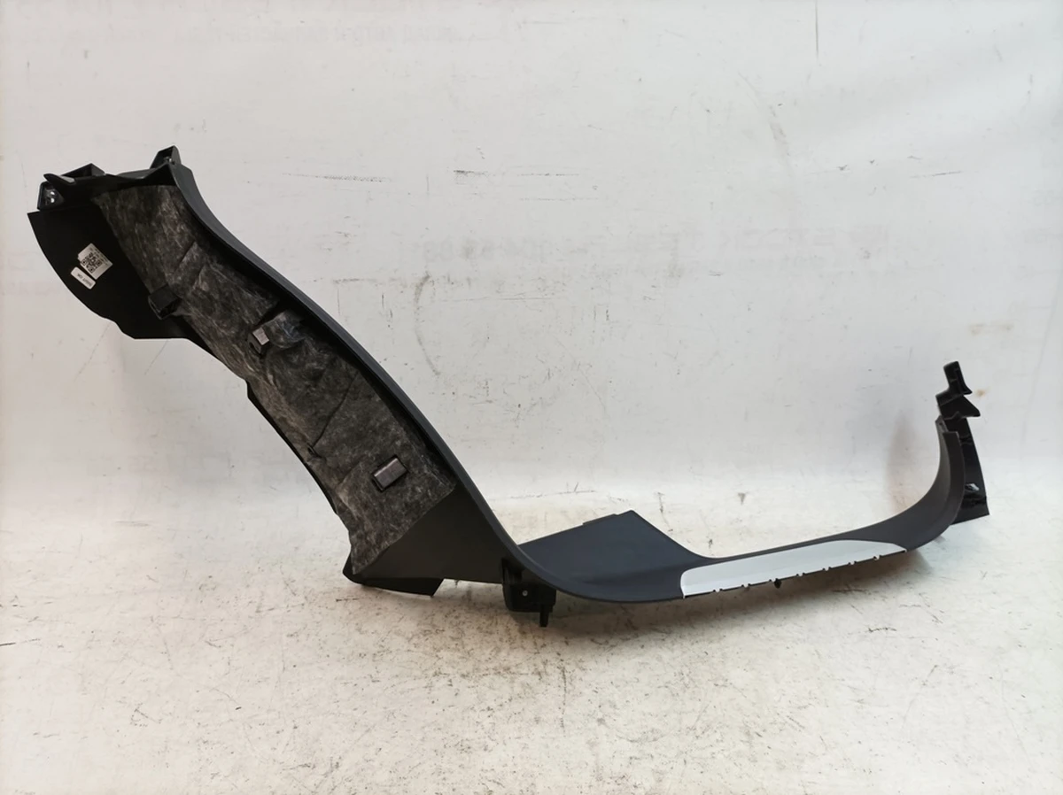 Облицовка внутреняя порога заднего правого с алюминиевой вставкой 1E0 Porsche Taycan 9J1863406D