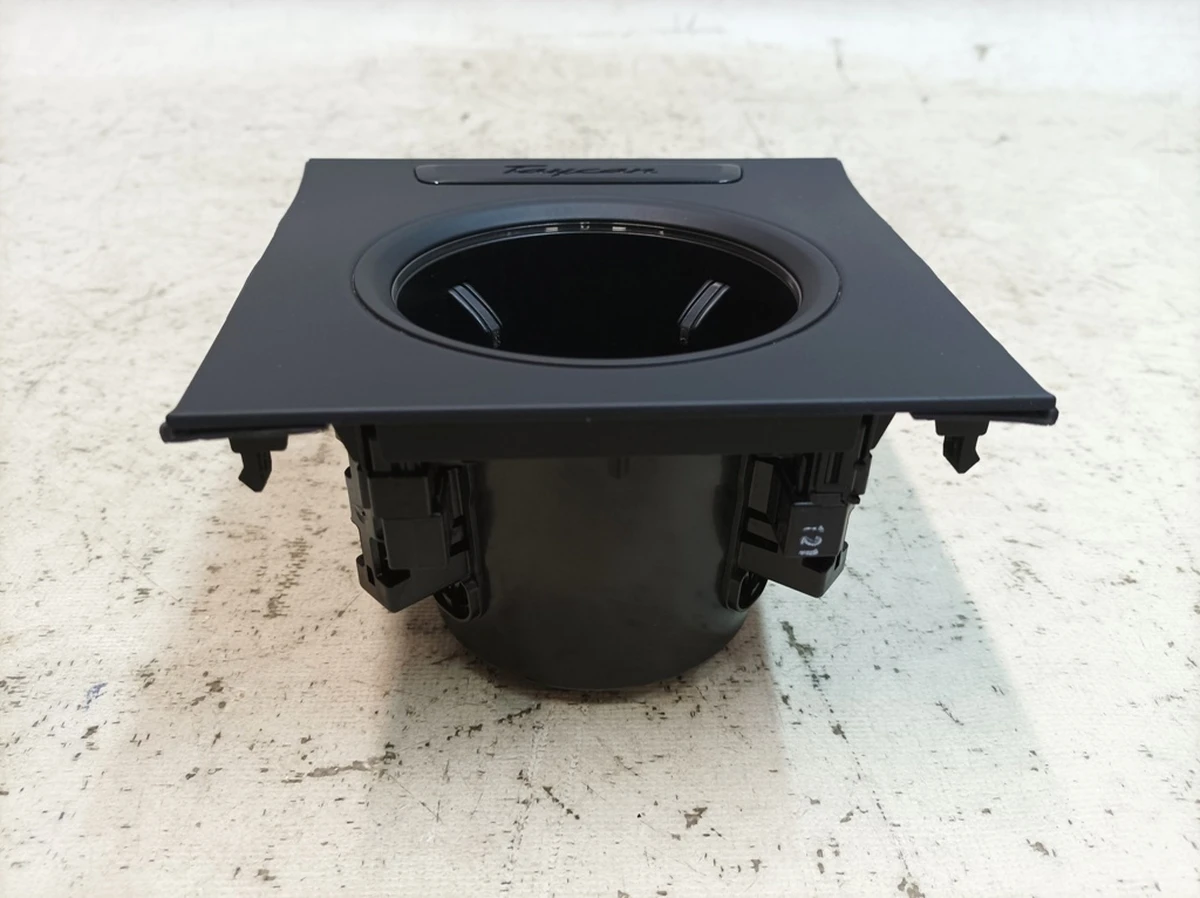 Center console cup holder trim assembly with cup holder and lighting 5Q0 Porsche Taycan 9J1864365E