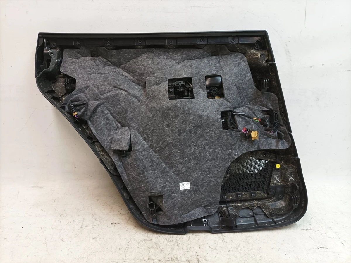 Rear right door map A11 leather assembly Porsche Taycan 9J1867211A