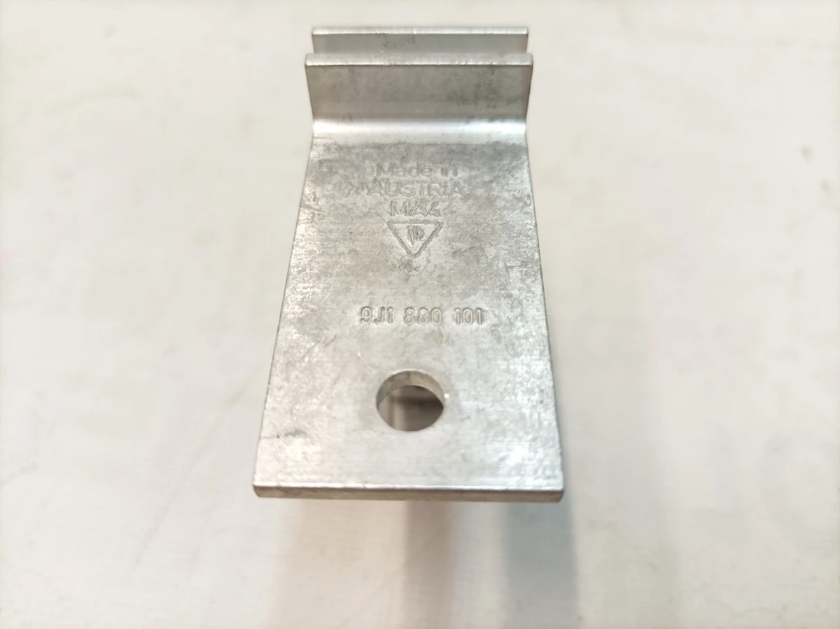 Опора усилителя подрамника Porsche Taycan 9J1880101