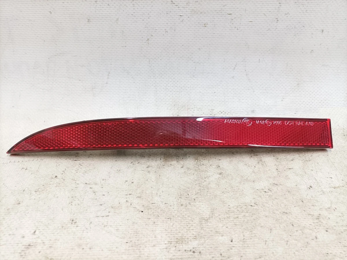 Left rear bumper reflector Porsche Taycan 9J1945103C