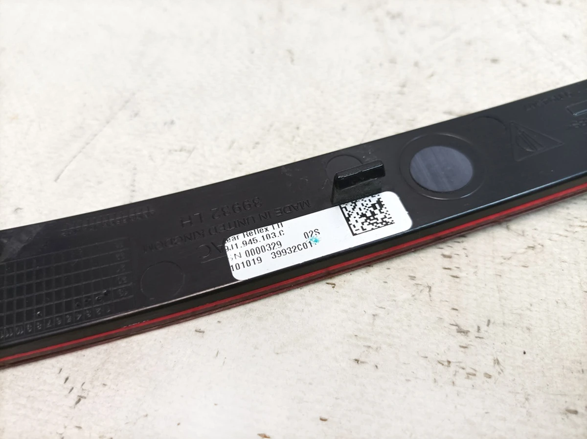 Left rear bumper reflector Porsche Taycan 9J1945103C