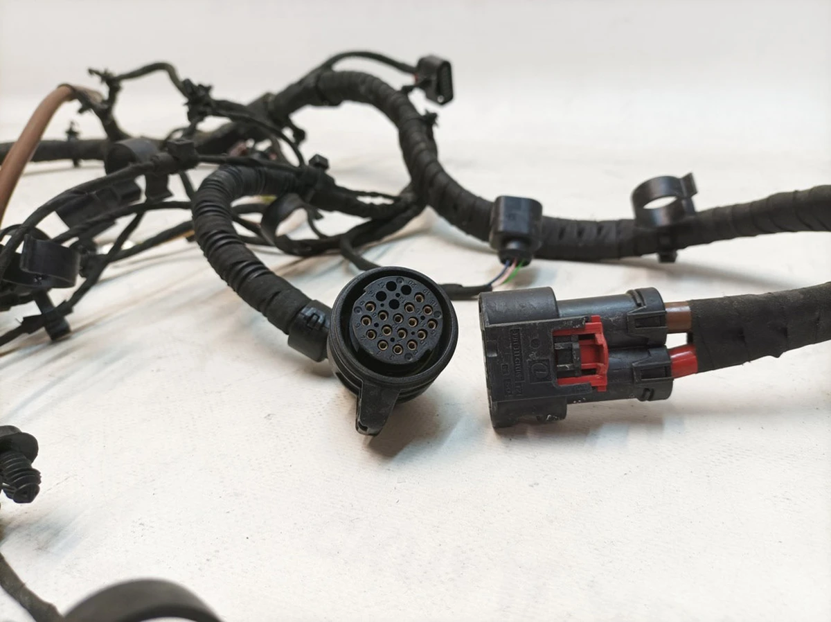 Электропроводка переднего подрамника Porsche Tayca 9J1971277G