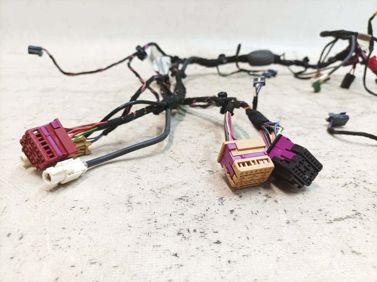 Електропроводка центральної консолі Porsche Taycan 9J1971641AS