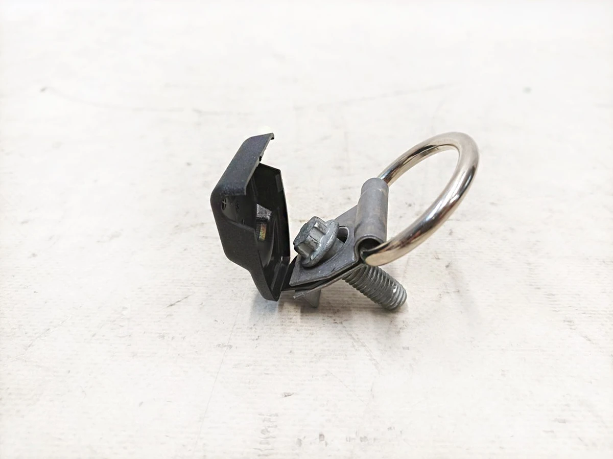 Фіксатор вантажу лівий правий Mercedes EQS 998600700