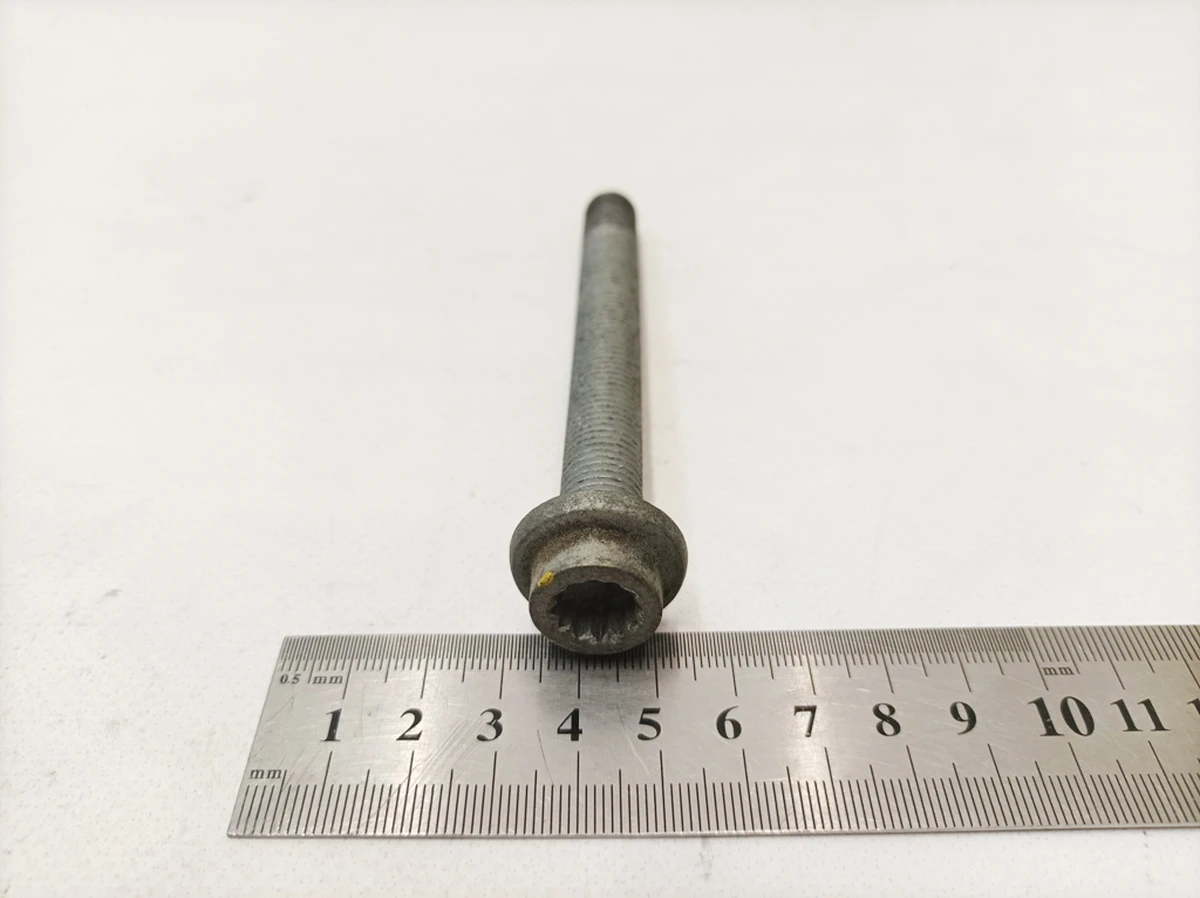 Болт с внутренним многогранником M12X1,5X110 Mercedes B-Class A0039902605