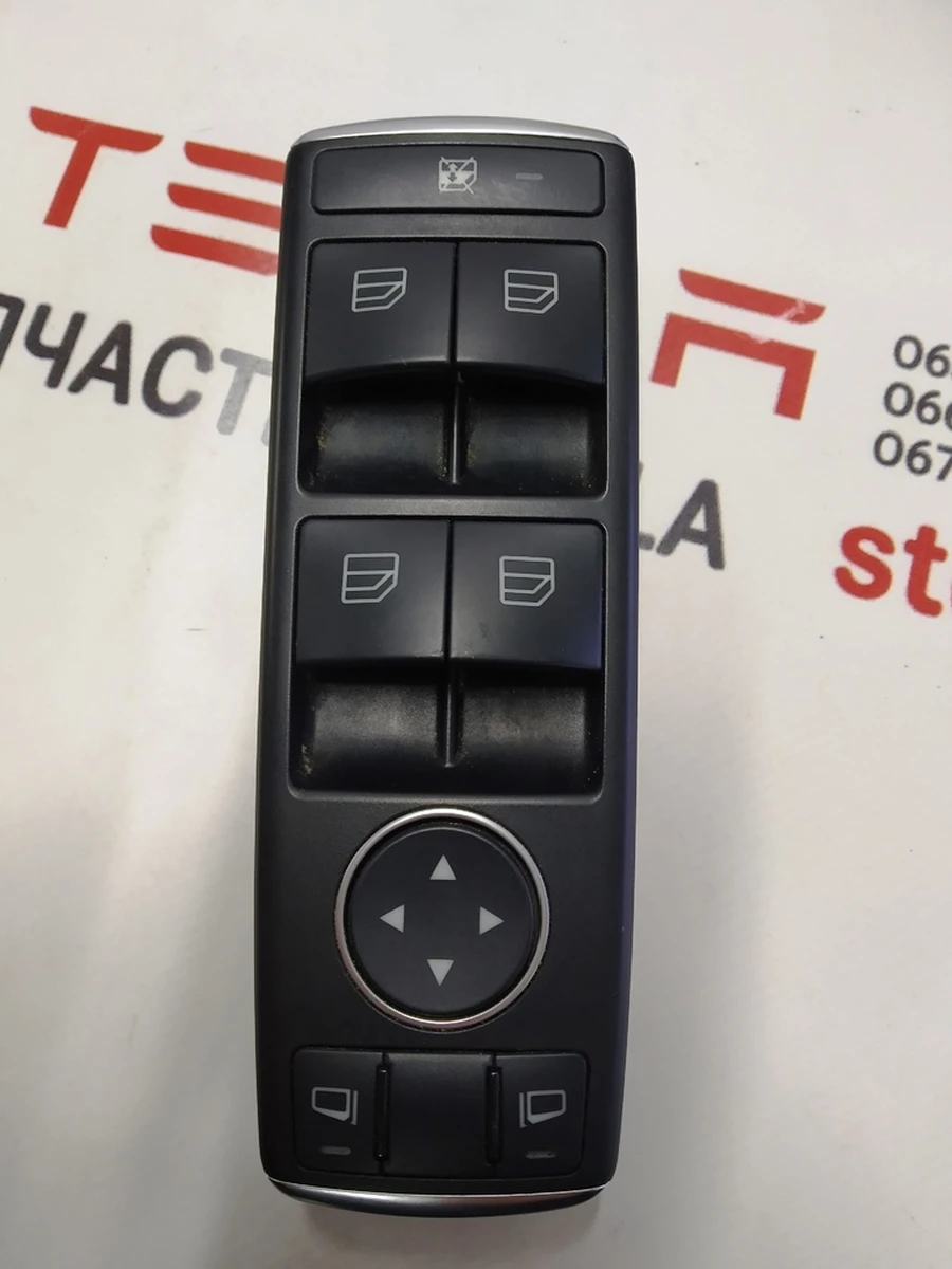 20 POWER WINDOW SWITCH - DRIVER SIDE Tesla model S, model S REST 1003589-00-B