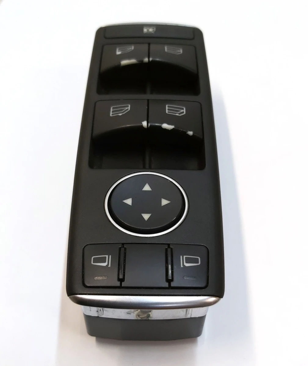 21 Блок управления стеклоподъёмниками и зеркалами водительской двери потёртости на кнопках Tesla model S, model S REST, model X 1028641-00-A