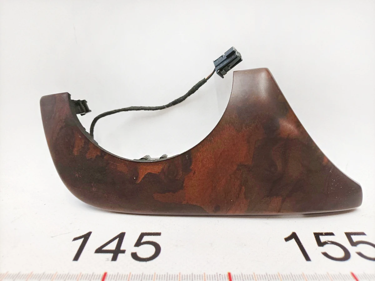 Накладка декоративная передней панели (торпедо) левая 2A54 с подсветкой Mercedes B-Class A2466800793