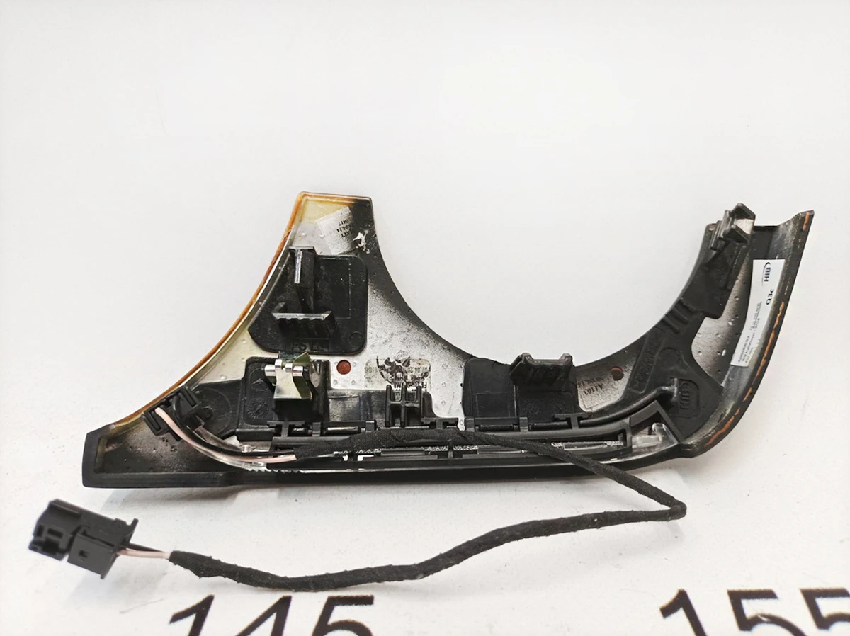 Накладка декоративная передней панели (торпедо) левая 2A54 с подсветкой Mercedes B-Class A2466800793