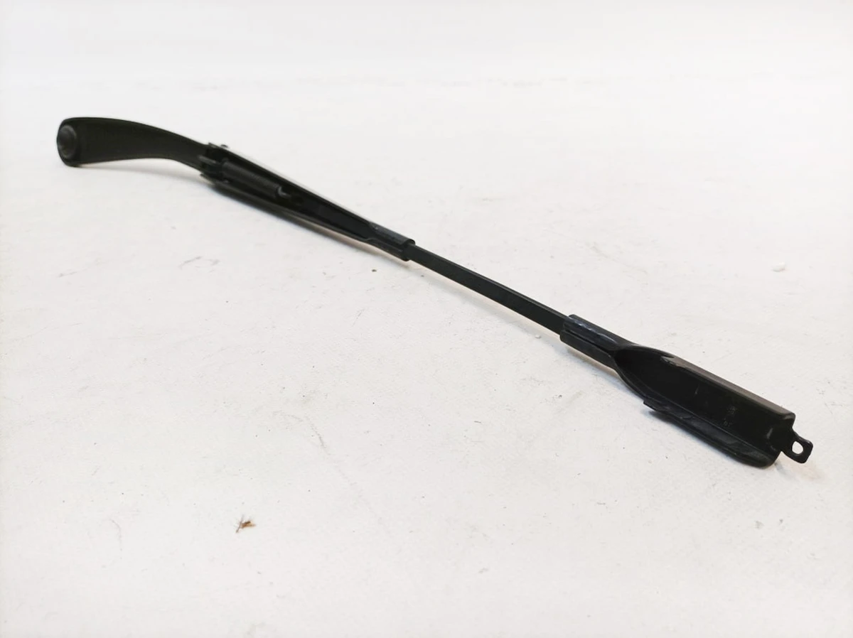 Рычаг стеклоочистителя сторона водителя Mercedes B-Class A2468200144