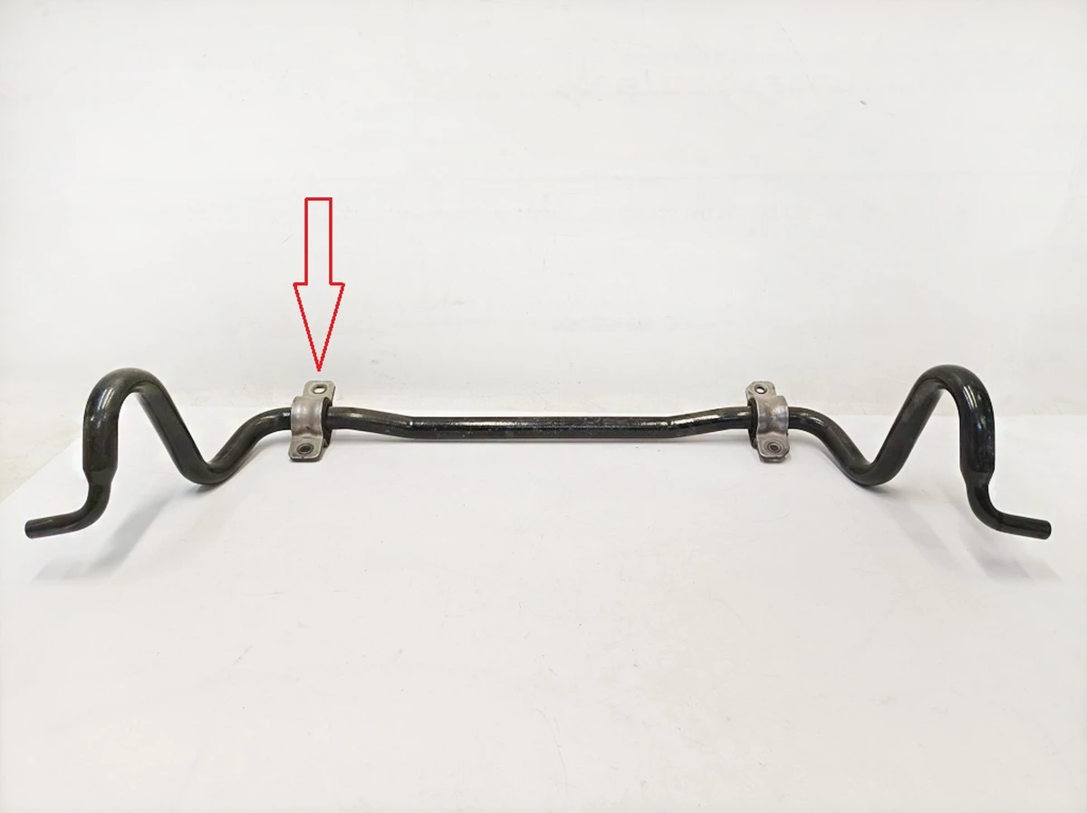 Стабилизатор передний (с поврежденным креплением) Mercedes EQS A2973230700