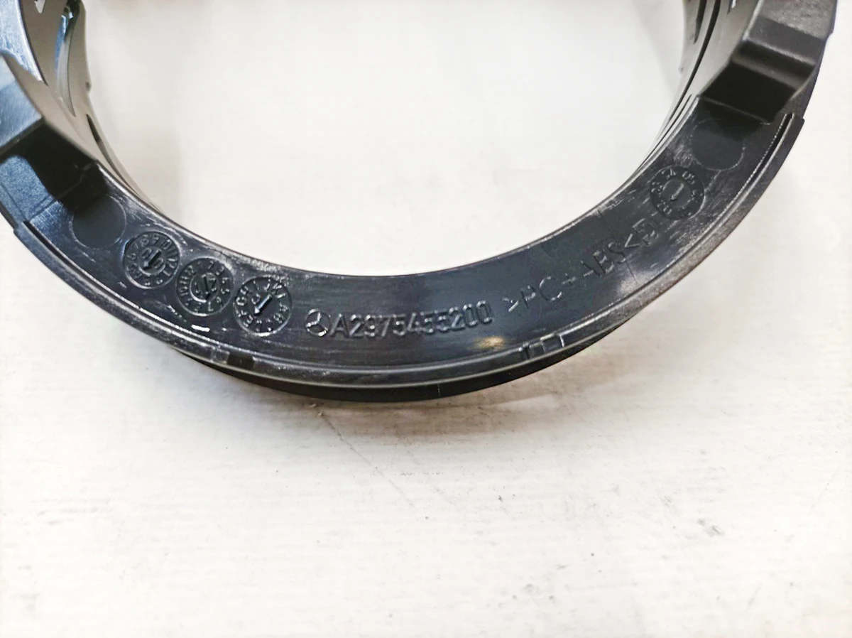 Тримач динаміка заднього лівого правого Mercedes EQS A2975455200