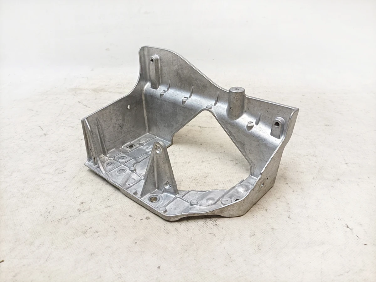 Кронштейн нагревателя высоковольтной батареи Mercedes EQS A2975456900