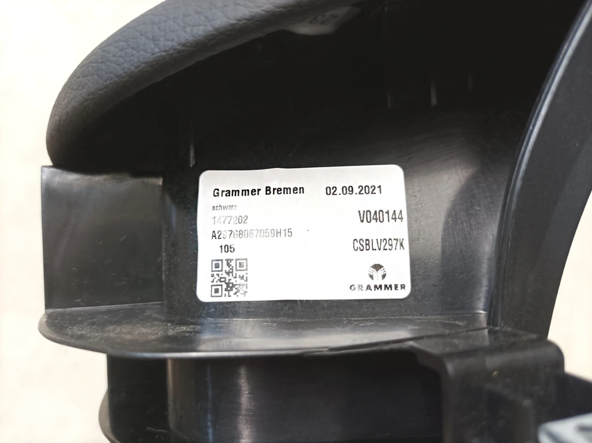 Bottom tray 9H15 complete Mercedes EQS A2976806705