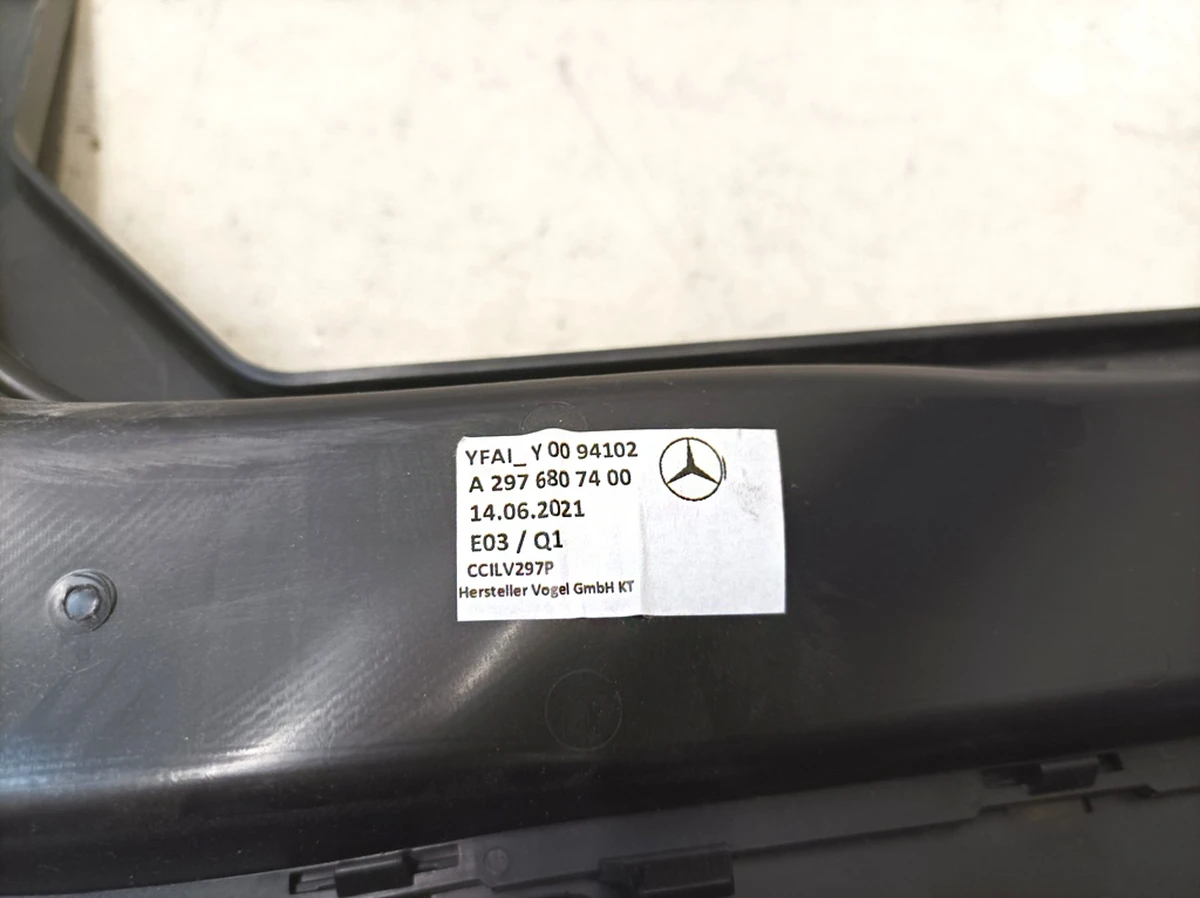 Driver's side footwell cover with air duct Mercedes EQS A2976807400