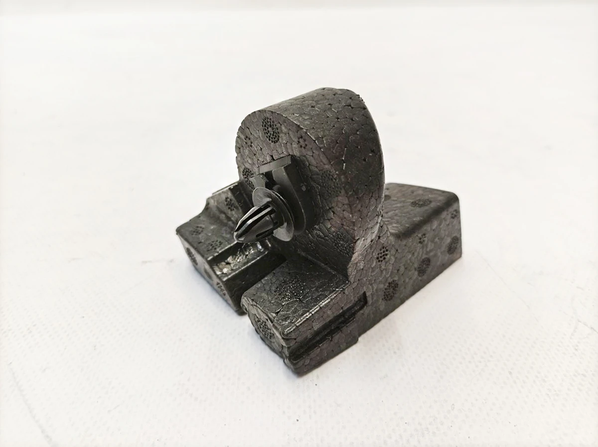 Абсорбер потолка задний левый Mercedes EQS A2976923500