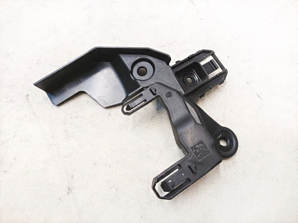 Держатель замка двери передней правой Mercedes EQS A2977230200