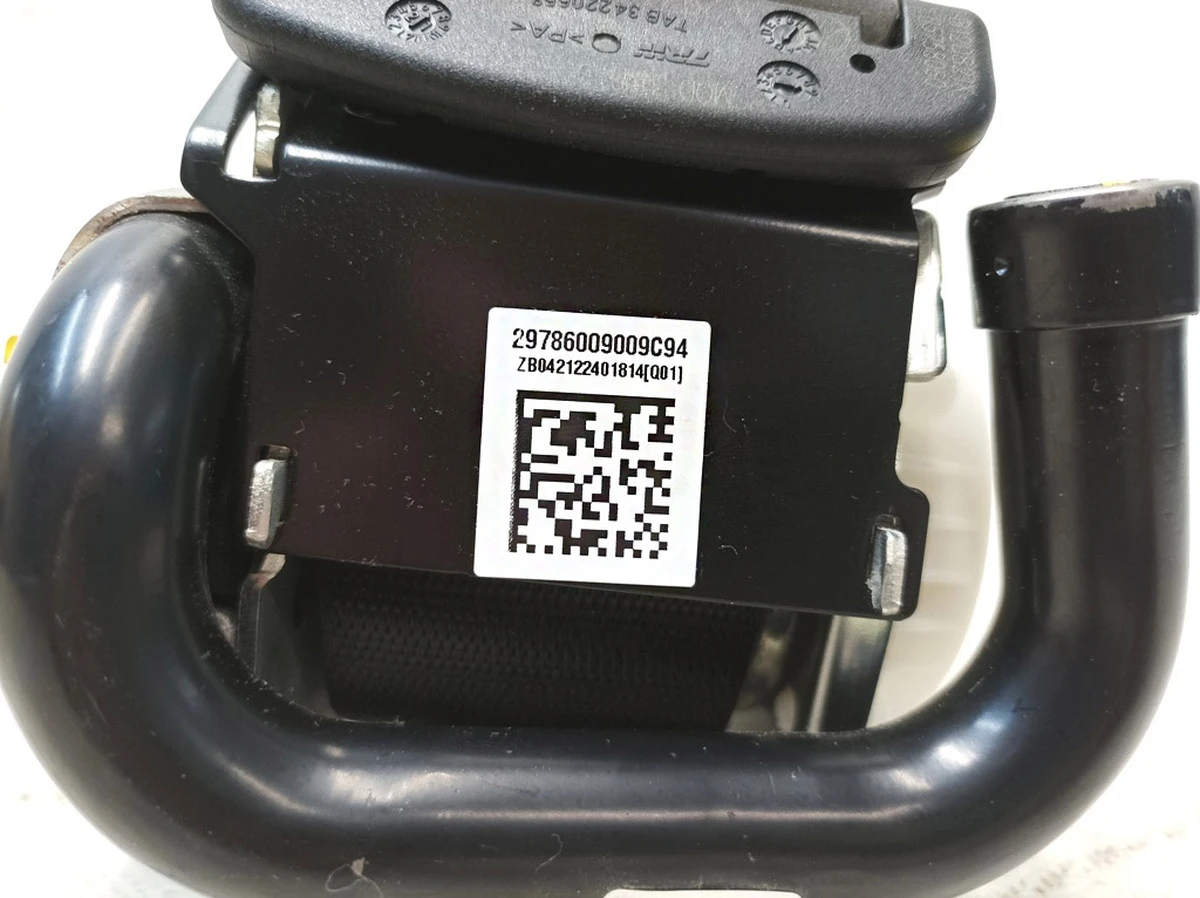Ремінь безпеки задній лівий Mercedes EQS A2978600900