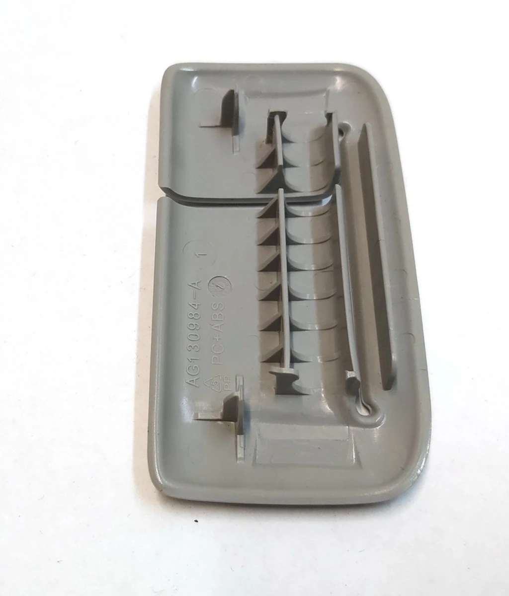 25 SEAT BELT ESCUTCHEON GRAY Tesla model S, model S REST 1013163-04-A