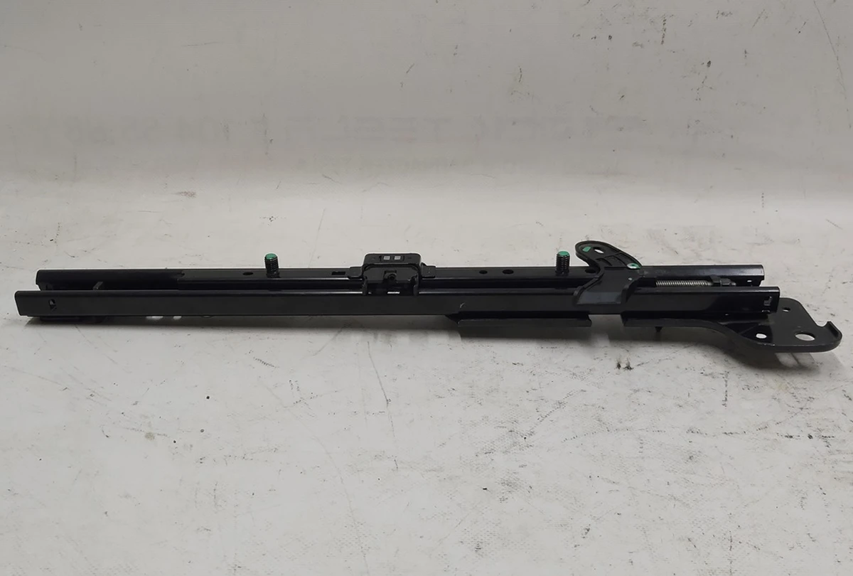 Салазка сиденья 2-го ряда одинарного левая в сборе Tesla model X 3123608-02-A