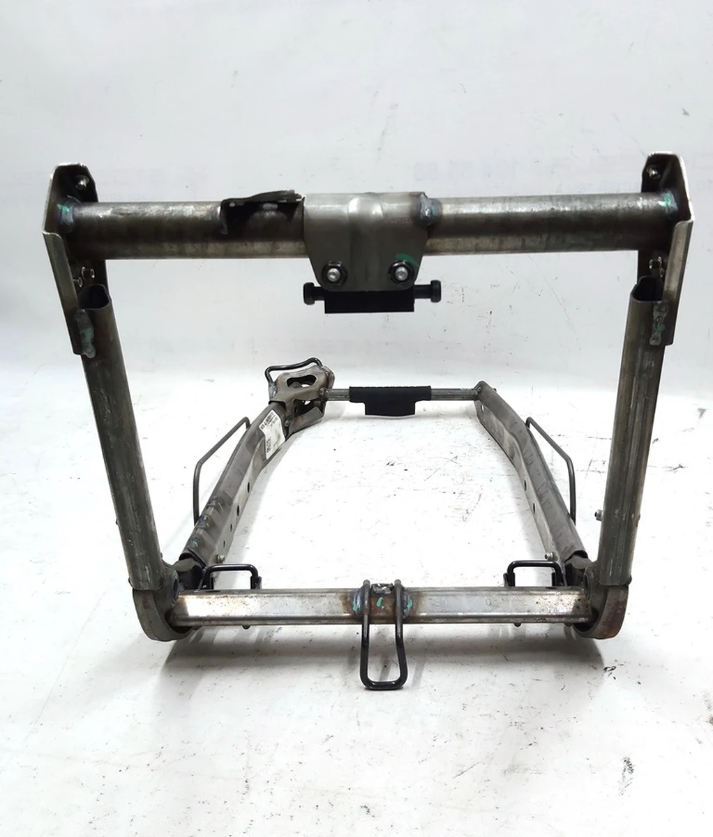 1 Metal frame, single right seat, 2nd row Tesla model X 3123608-02-A