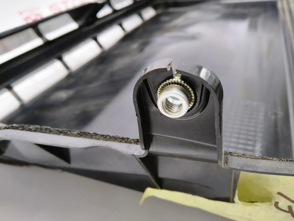 1 Air filter housing HEPA (damaged) Tesla model S REST 1059333-00-Z