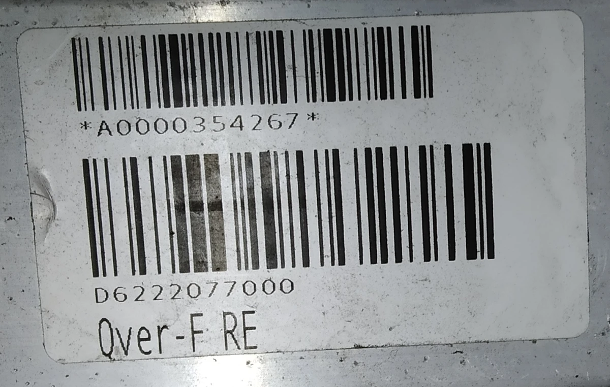 Деформирующийся элемент (стакан) верхнего усилителя бампера переднего правый в сборе с кронштейном крепления BMW I3 51647296805