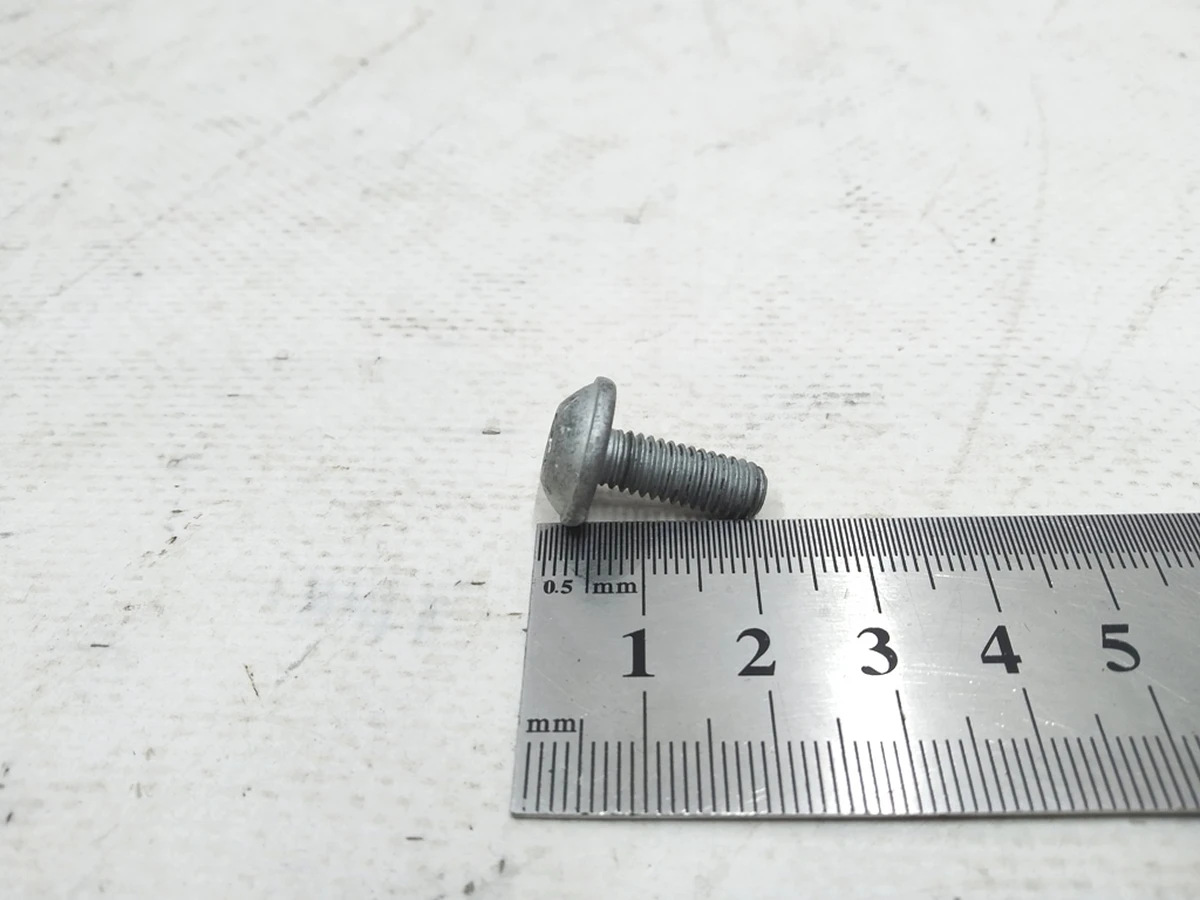 Гвинт з циліндричною головкою, що округляє, Torx М6Х16 Audi E-tron N10632003