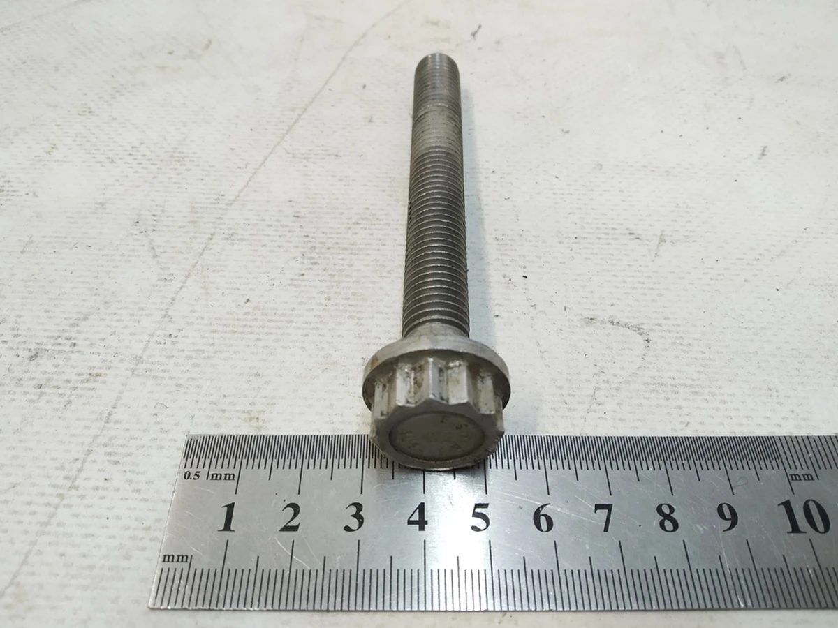 Гвинт із дванадцятигранною головкою М12Х100Х90 Audi Q7 N91129601