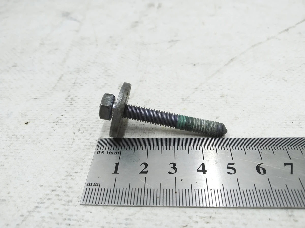 Hexagon bolt with washer M6X45 Audi E-tron N91207001