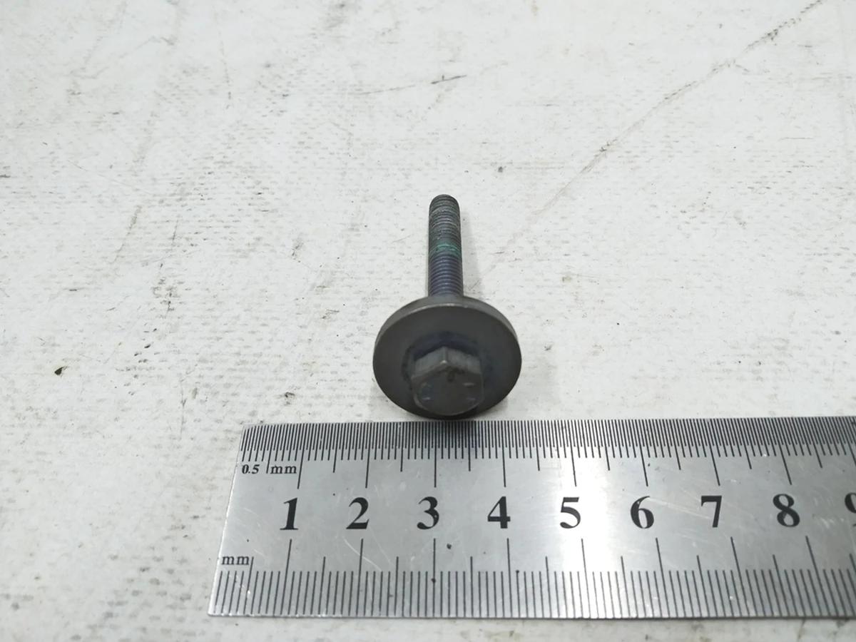 Hexagon bolt with washer M6X45 Audi E-tron N91207001
