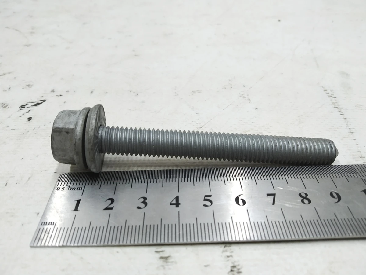 Болт для фланцевих з'єднань комбінований М10х85 Audi E-tron N91221601