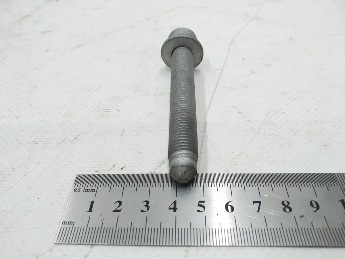 Bolt with a cylindrical head with an internal polyhedron М12Х1,5Х85-S31-N Audi E-tron N91229001