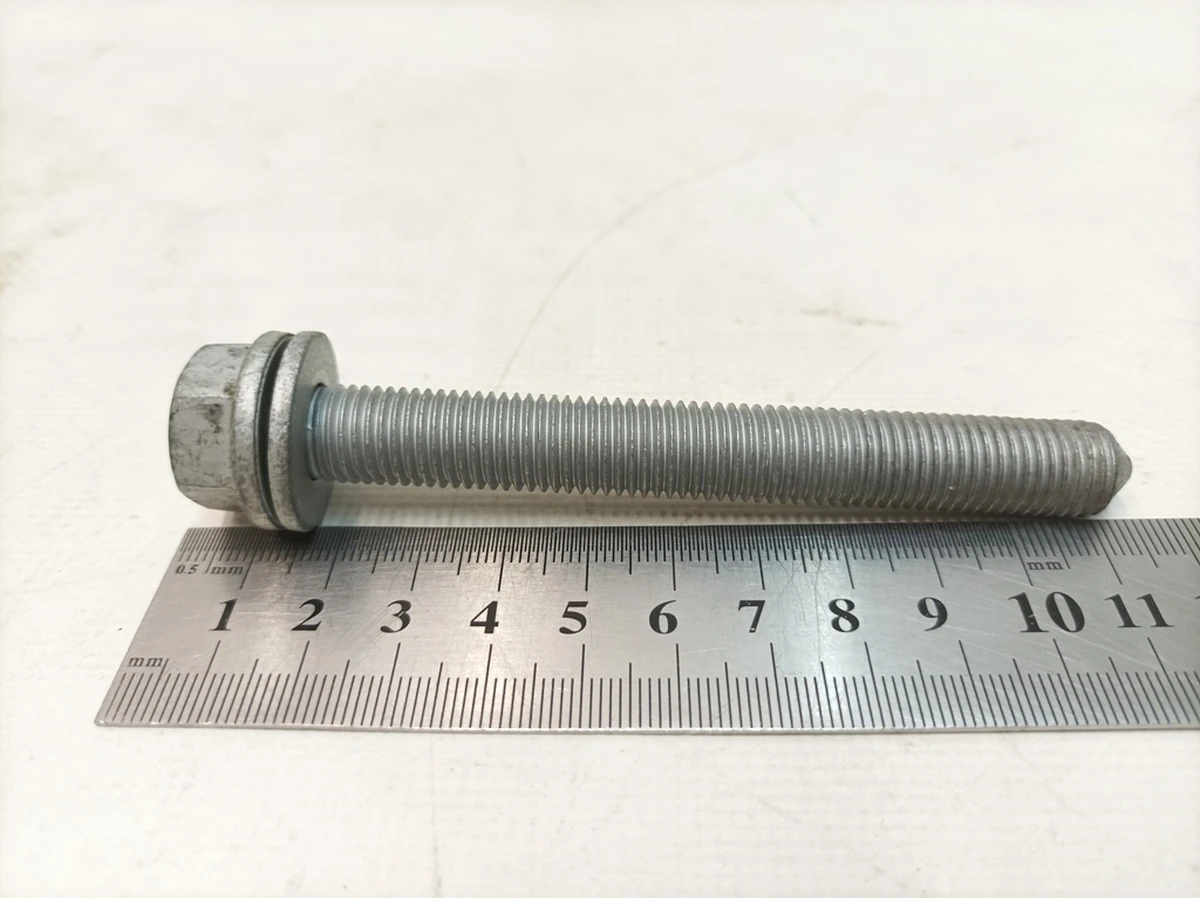 Гвинт із шестигранною головкою з буртиком та шайбою M12X1,5X100 Porsche Taycan PAF911961