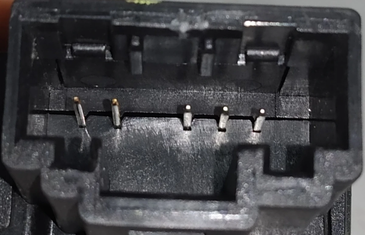 6 Actuator (mark "A3") of the air conditioner (stove) of the Tesla model 3 1099999-00-H