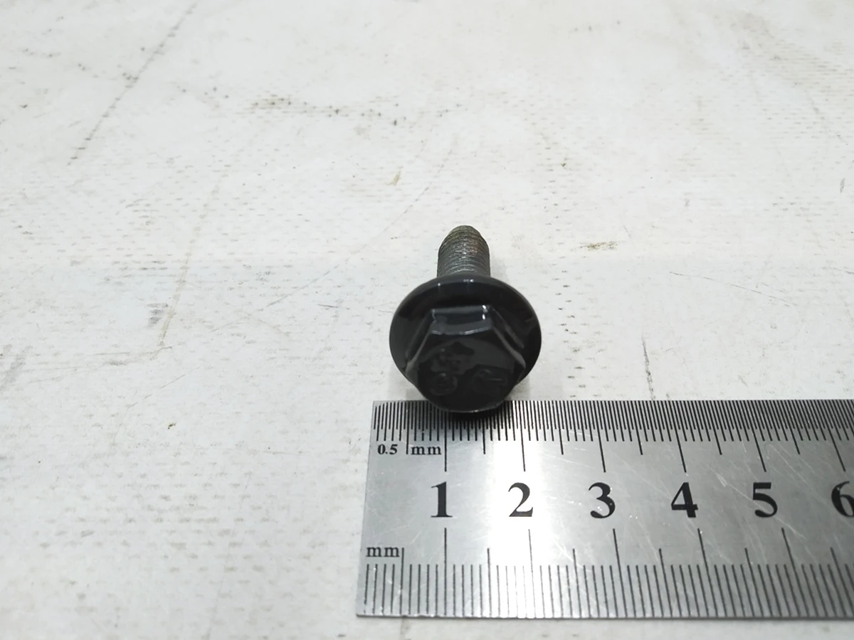 Hex bolt with washer M8X25 Audi E-tron WHT001235