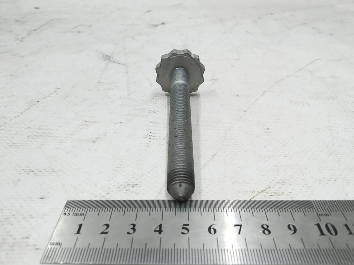 Гвинт із дванадцятигранною головкою M12X1,5X100 Audi E-tron WHT007028