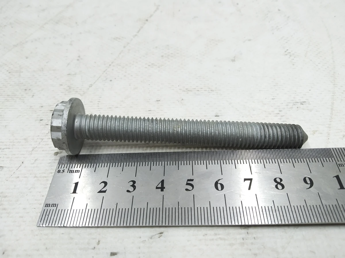 Гвинт із дванадцятигранною головкою M10X85 Audi E-tron WHT007061